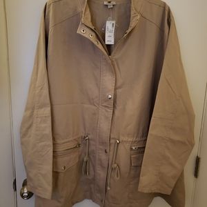 Womens tan Avenue jacket size 26/28.